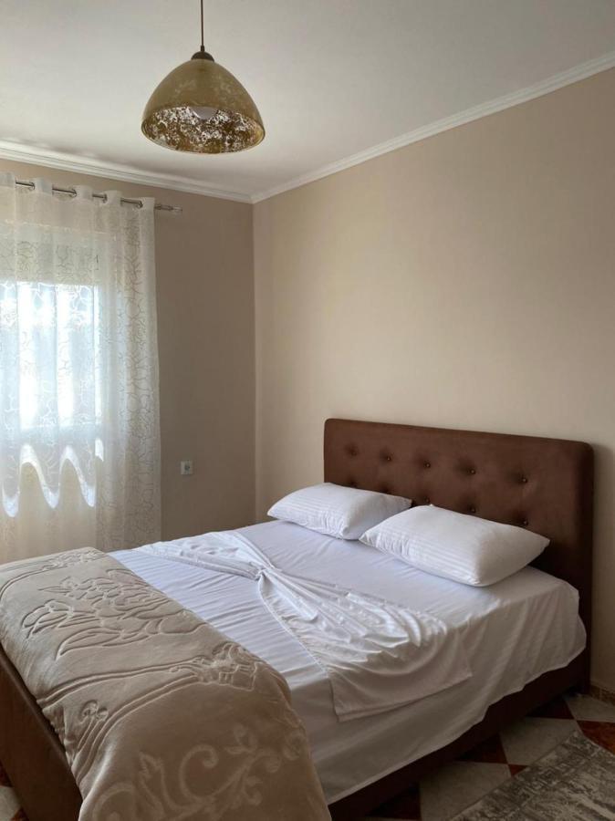 Dibra'S Apartment Shkoder Luaran gambar