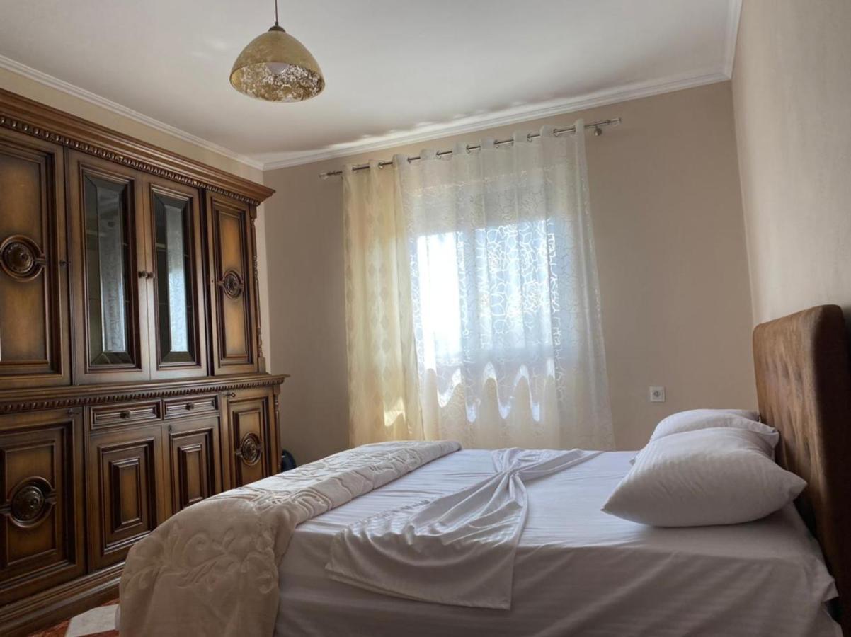 Dibra'S Apartment Shkoder Luaran gambar